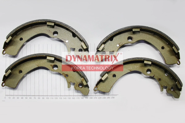 Комплект колодок для барабанных тормозов DYNAMATRIX-KOREA DBS318