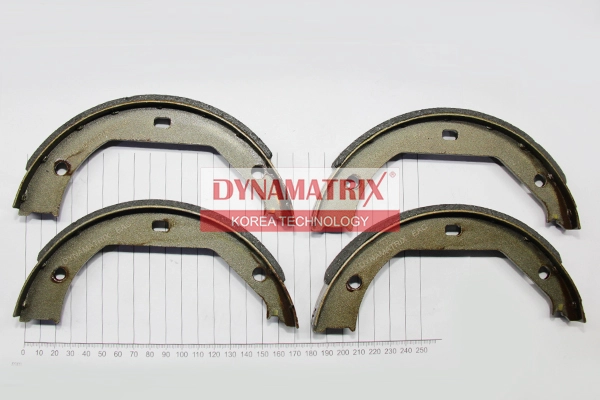 Колодки тормозные барабанные DYNAMATRIX-KOREA DBS585