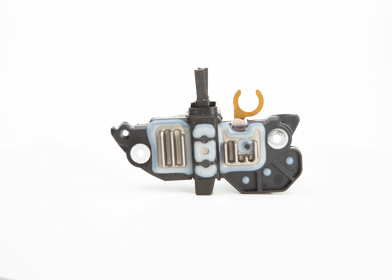 Реле-регулятор генератора BOSCH F00MA45250