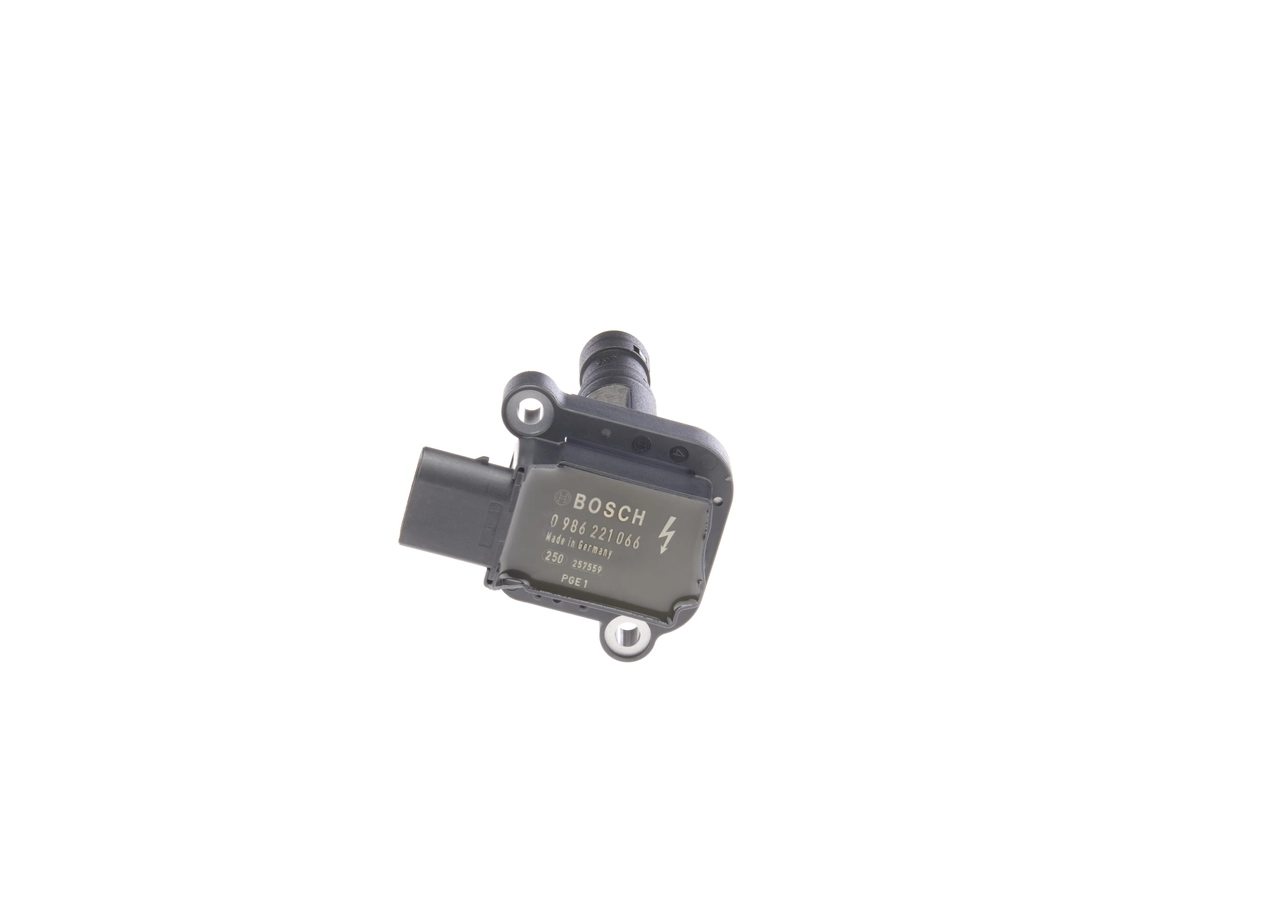 Катушка зажигания BOSCH 0986221066