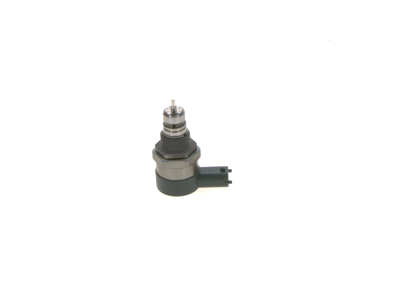 Регулятор давления топлива BOSCH 0281006135