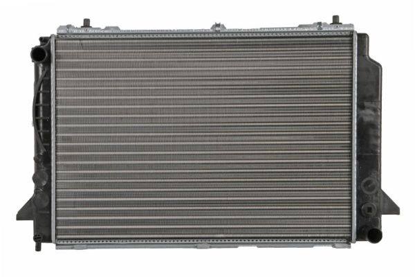 Радиатор охлаждение двигателя THERMOTEC D7A030TT