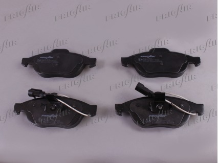 Комплект тормозных колодок дисковый тормоз FRIGAIR PD13.503