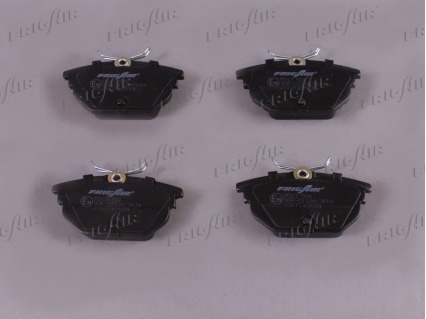 Комплект тормозных колодок дисковый тормоз FRIGAIR PD13.504
