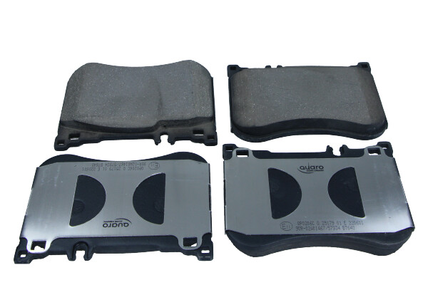 Комплект тормозных колодок дисковый тормоз quaro silver ceramic QUARO QP0206C