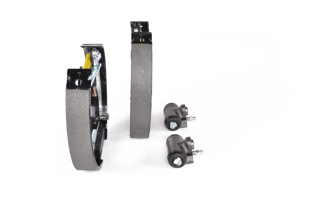 Комплект тормозных колодок набор superpro BOSCH 0 204 114 681