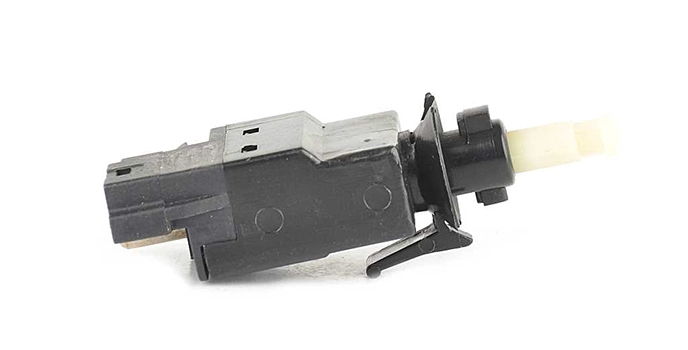 Выключатель фонаря сигнала торможения BSG BSG 60-840-024