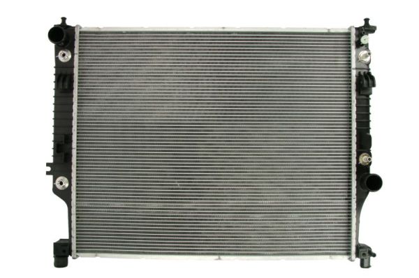 Радиатор охлаждение двигателя THERMOTEC D7M048TT