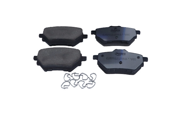 Комплект тормозных колодок дисковый тормоз quaro silver ceramic QUARO QP3521C