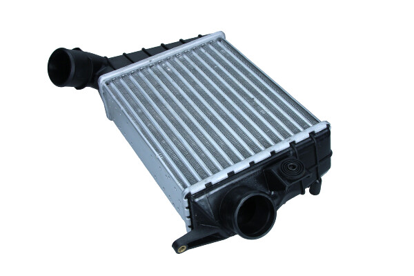 Интеркулер MAXGEAR AC630082