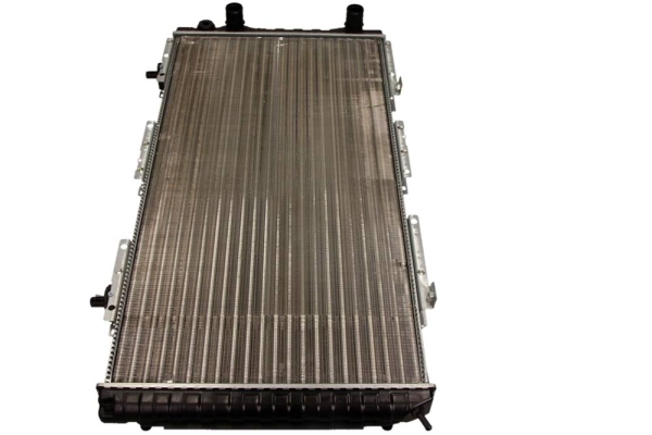 Радиатор охлаждение двигателя MAXGEAR AC240864
