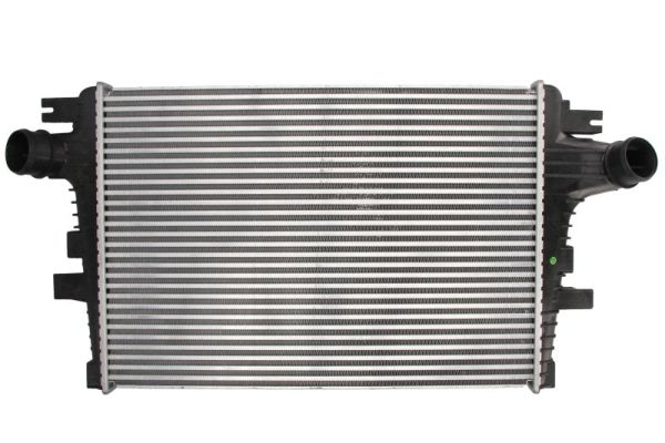 Интеркулер THERMOTEC DAD004TT