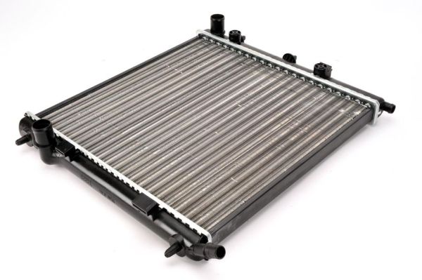 Радиатор охлаждение двигателя THERMOTEC D7P020TT