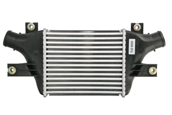 Интеркулер THERMOTEC DAC024TT
