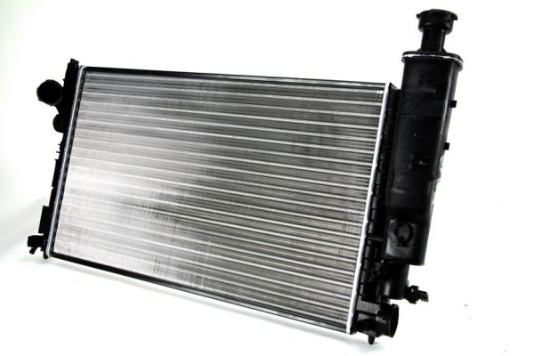 Радиатор охлаждение двигателя THERMOTEC D7P047TT