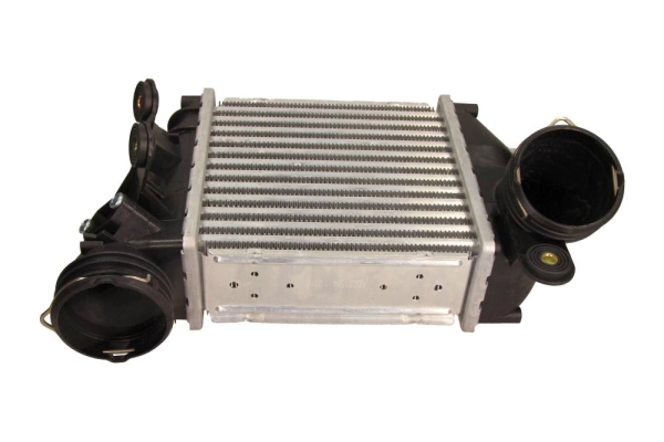 Интеркулер MAXGEAR AC621564