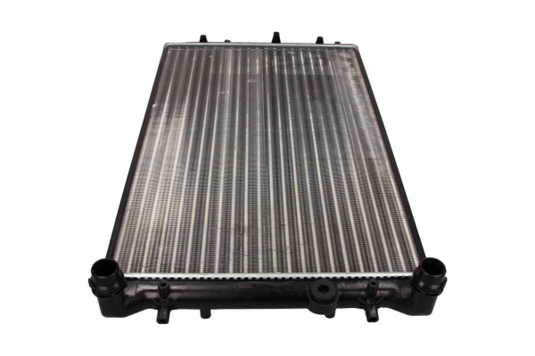 Радиатор охлаждение двигателя MAXGEAR AC264794