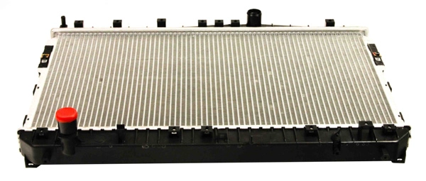 Радиатор охлаждения двигателя MAXGEAR AC230049