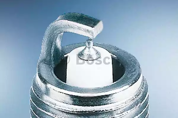 Свеча зажигания BOSCH 0242235743