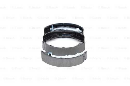 Комплект тормозных колодок BOSCH 0986487796