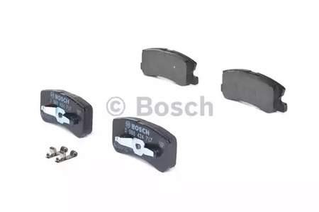Комплект тормозных колодок дискового тормоза BOSCH 0 986 424 717