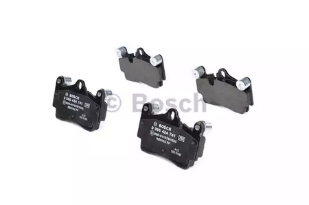 Комплект тормозных колодок дискового тормоза BOSCH 0 986 424 741
