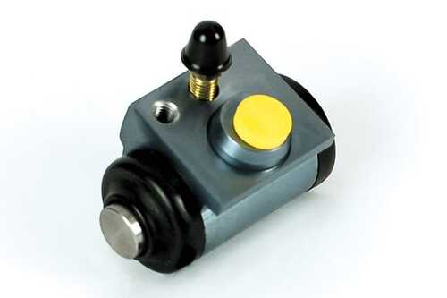 Рабочий тормозной цилиндр BOSCH F026002463