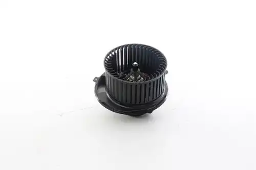 Вентилятор отопителя салона BSG BSG 90-845-005