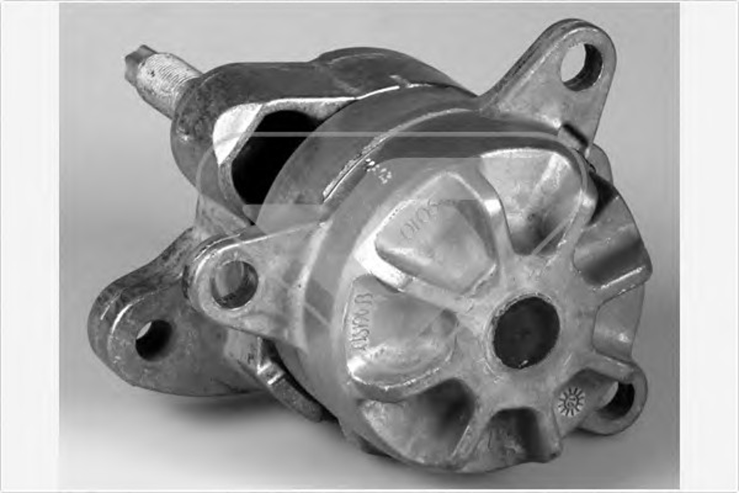 Ролик приводного ремня HUTCHINSON T0400