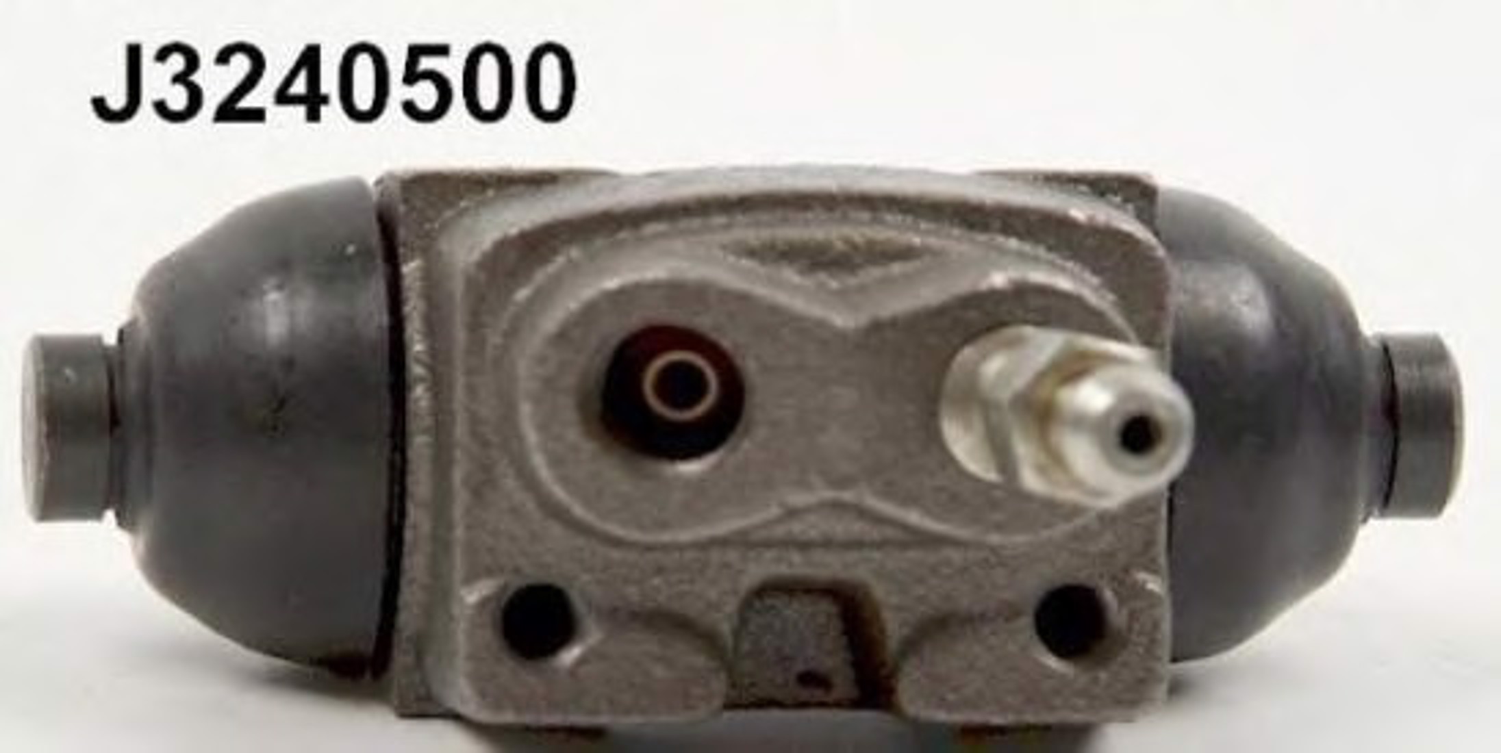 Рабочий тормозной цилиндр NIPPARTS J3240500