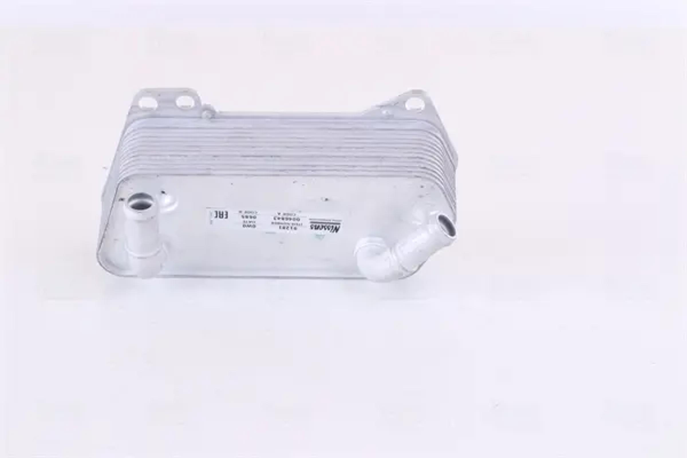 Радиатор масляный NISSENS 91281