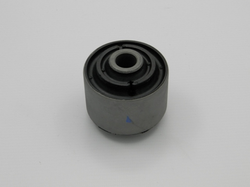 Сайлентблок рычага mitsubishi pajero v87/97w -04 /rear bushing for rear longiitude control rod/