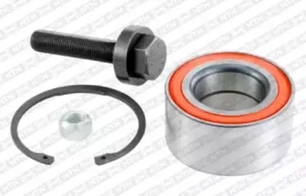 Комплект подшипника ступицы колеса SNR R154.41