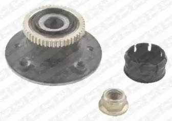 Комплект подшипника ступицы колеса SNR R155.24
