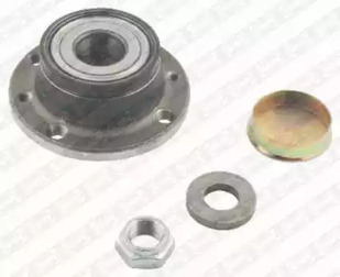 Комплект подшипника ступицы колеса SNR R158.53