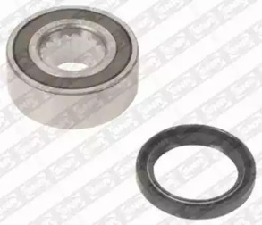 Комплект подшипника ступицы колеса SNR R166.01