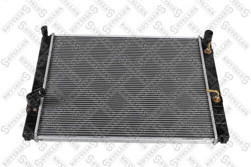 Радиатор охлаждения двигателя STELLOX 10-26818-SX