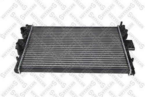 Радиатор охлаждения двигателя STELLOX 10-26833-SX