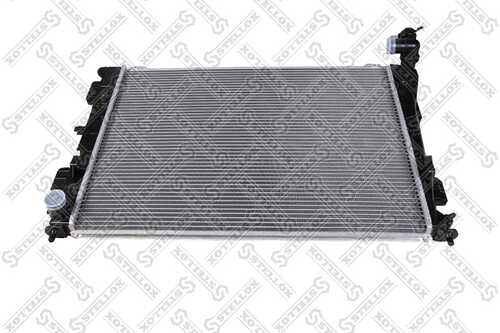 Радиатор охлаждения двигателя STELLOX 10-26853-SX