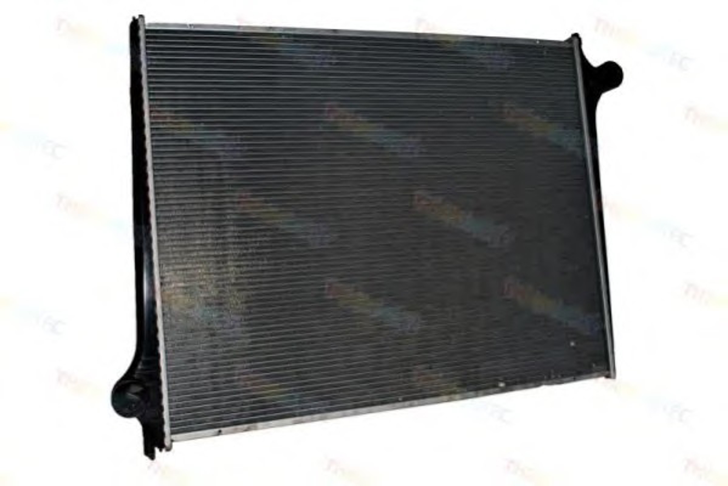 Радиатор системы охлаждения THERMOTEC D7SC001TT
