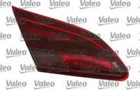 Фонарь задний правый VALEO 044631